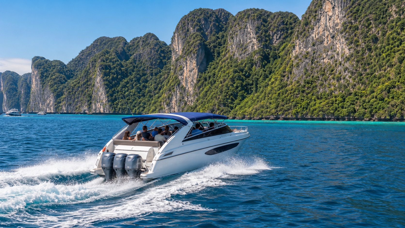 Speedboat day trip from Phuket to the Phi Phi Islands
